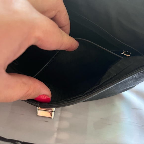 Black Genuine Leather Brooks Brothers Baguette Shoulder Bag with Several Pockets - Picture 5 of 16